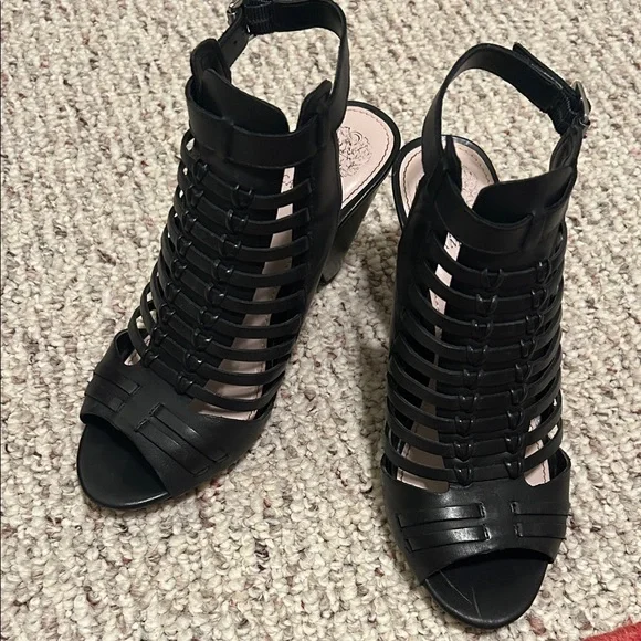 Vince Camuto black sandal strappy gladiator 6.5 - Picture 1 of 6